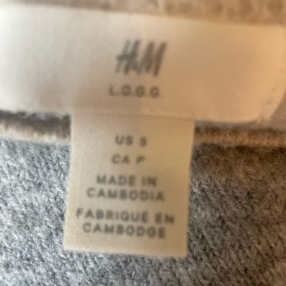 H&M Block Striped Sweater With Brown, Cream, and Gray Colors Size Small - Picture 5 of 5